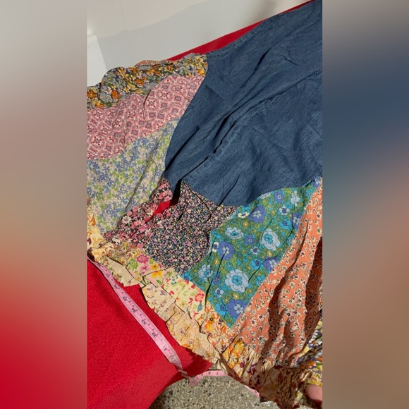 YOUNG THREADS VINTAGE TIERED DENIM
PATCHWORK PANTS (XL) - Picture 11 of 11